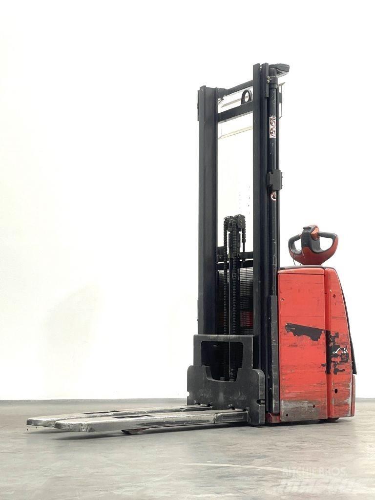 Linde L16 Pedestrian stacker