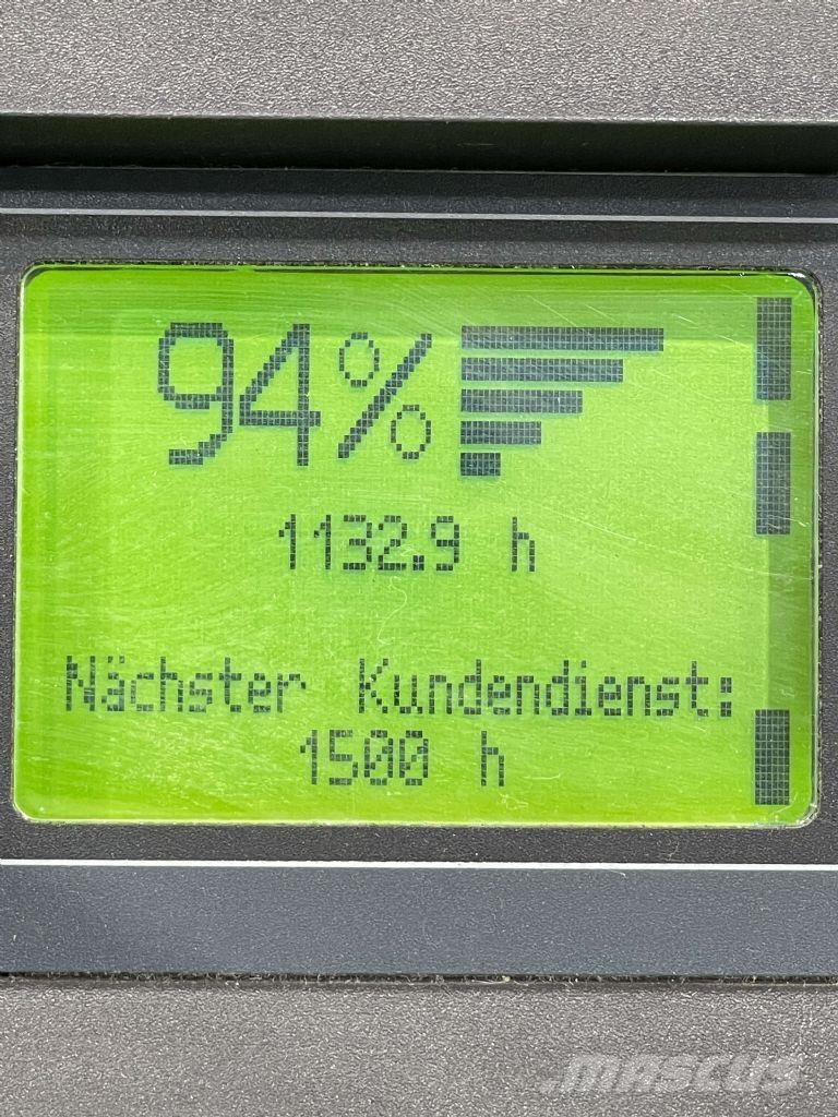 Linde P30C-1190 Tow truck