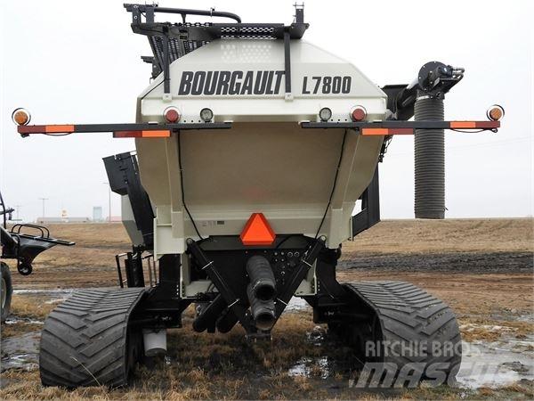 Bourgault L7800 Combination drills
