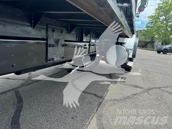 Sterling LT9513 Flatbed / Dropside trucks