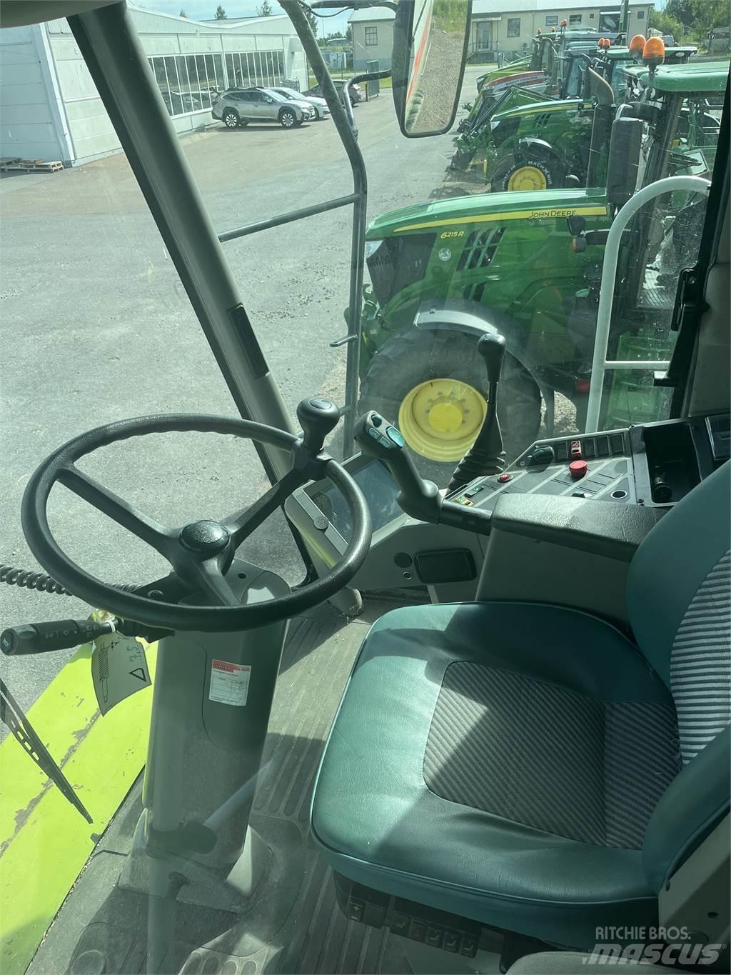 CLAAS Lexion 460 Combine harvesters