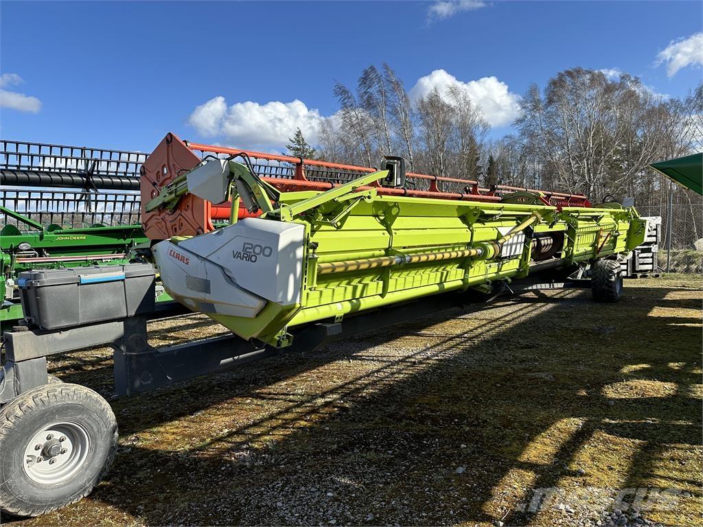 CLAAS Lexion 770 TT Combine harvesters