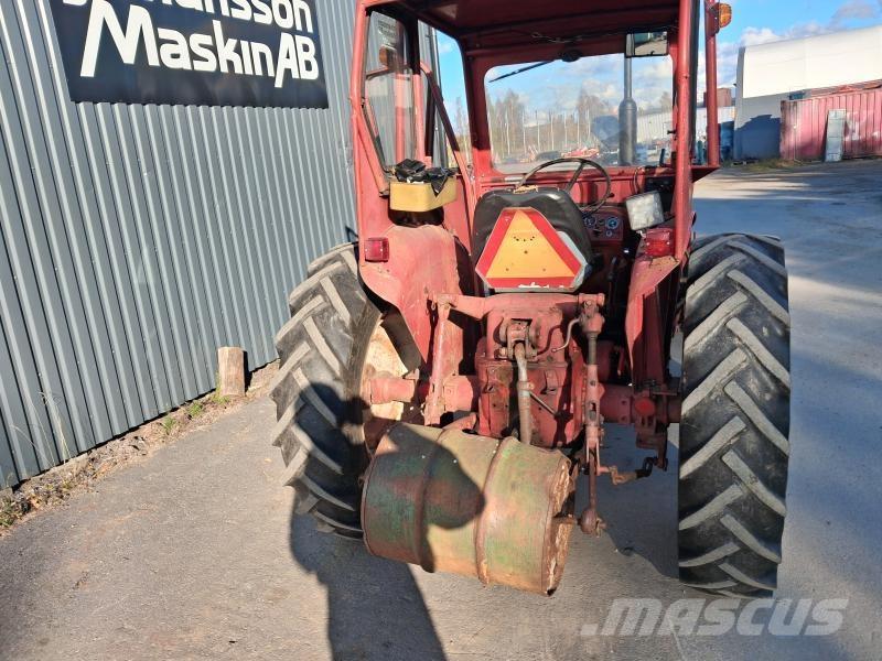 International 414 Tractors