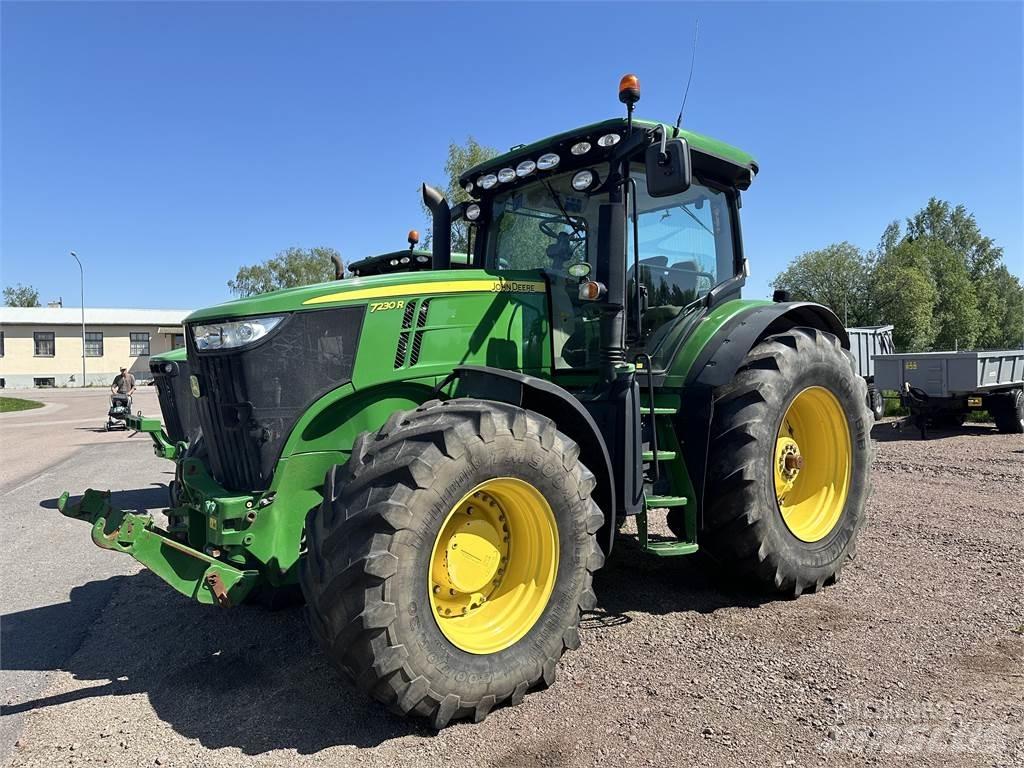 John Deere 7230R Tractors
