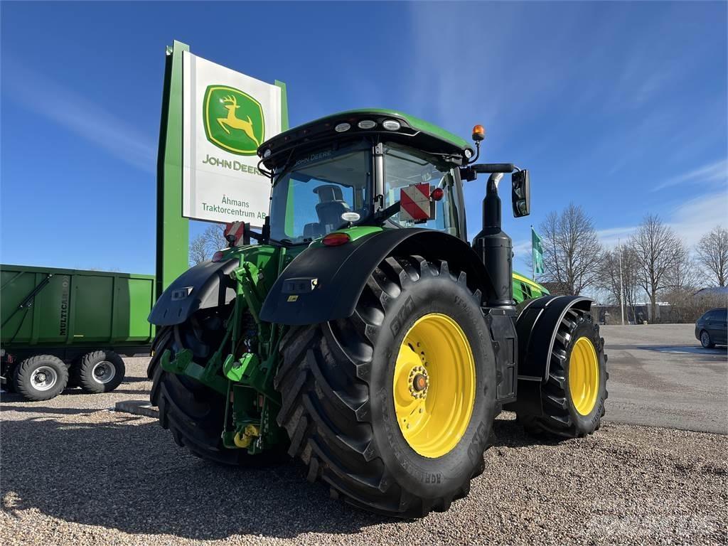 John Deere 8370R Tractors