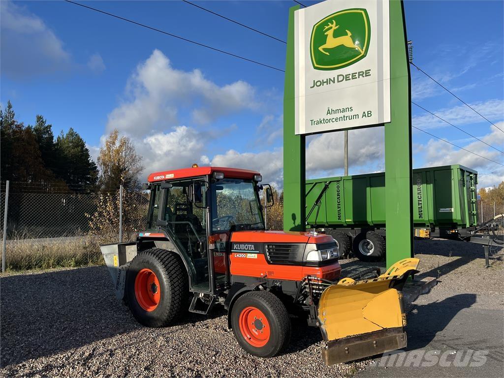 Kubota L4200 Other groundscare machines