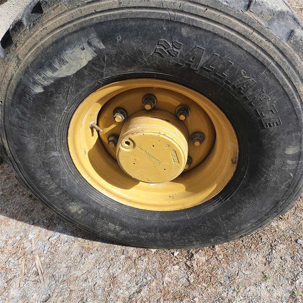  RESERVHJUL 405/70-18 Tyres, wheels and rims