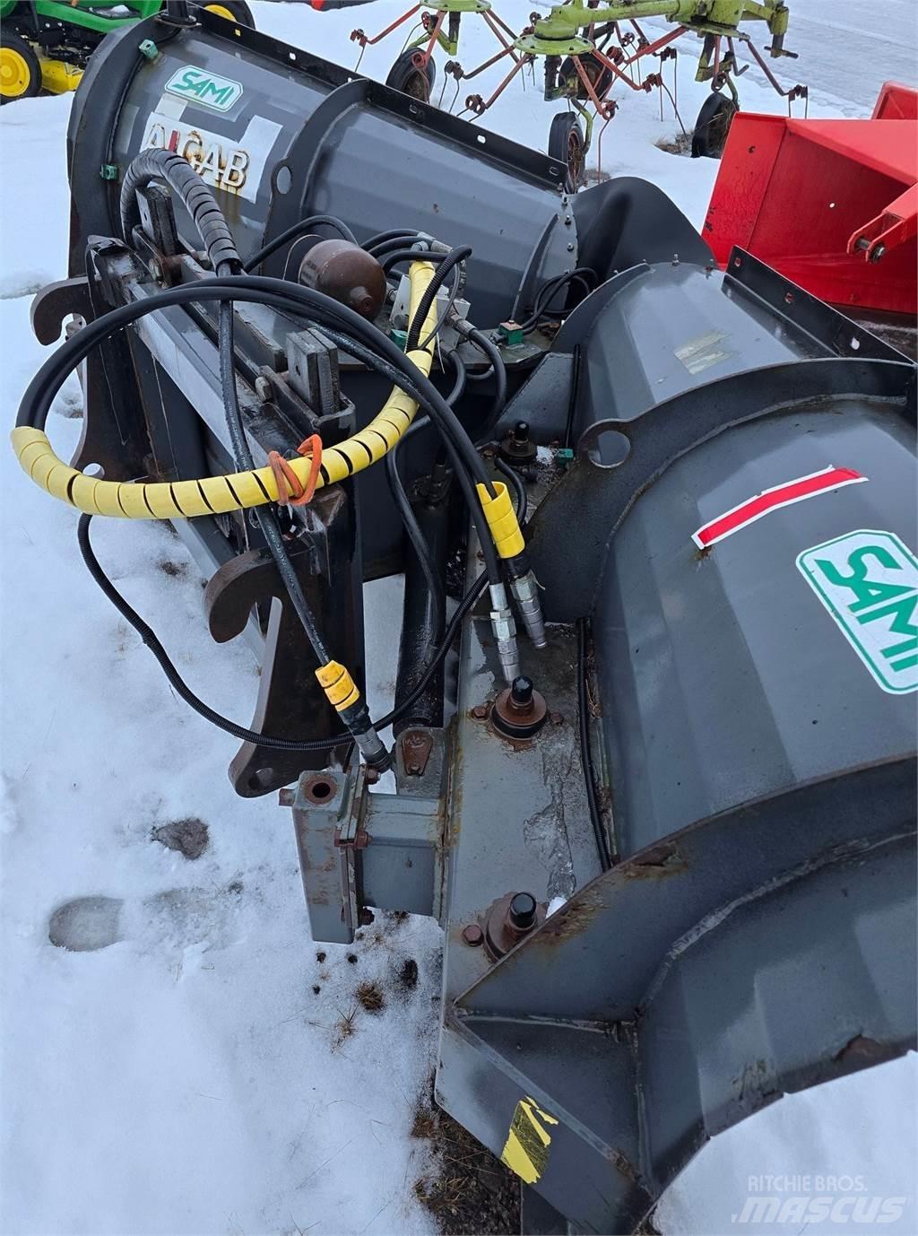Sami 2800 Snow blades and plows