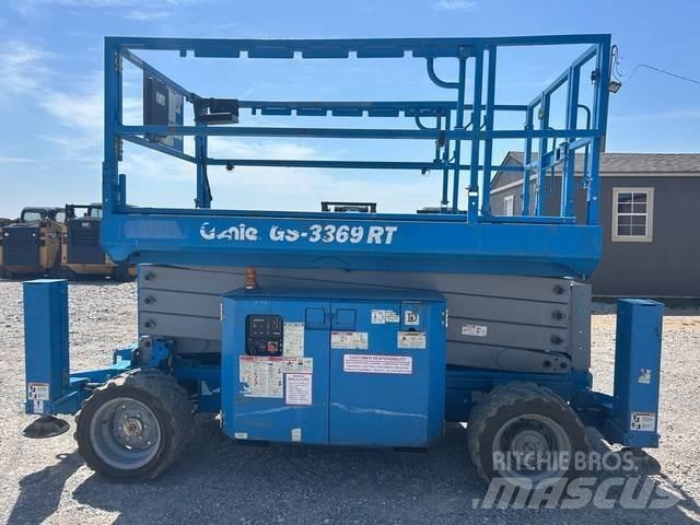 Genie GS3369 RT Scissor lifts