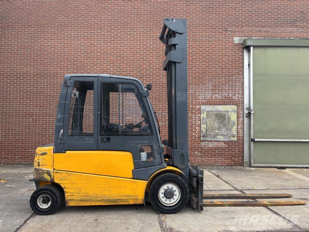 Jungheinrich EFG545 Electric forklift trucks