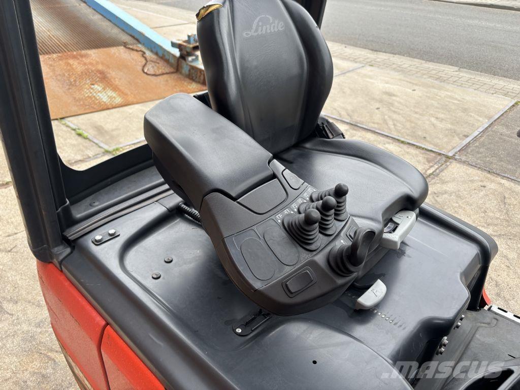 Linde E14-02 Electric forklift trucks