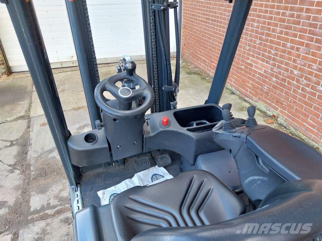 Linde E16-02 Electric forklift trucks