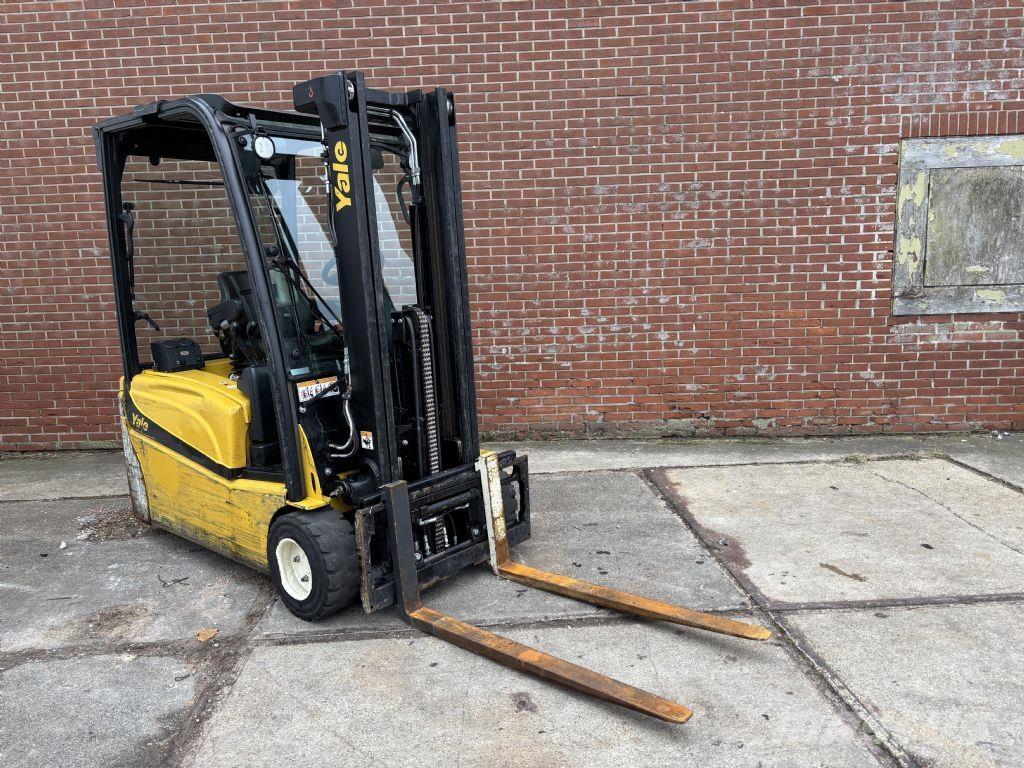 Yale ERP16VT Electric forklift trucks