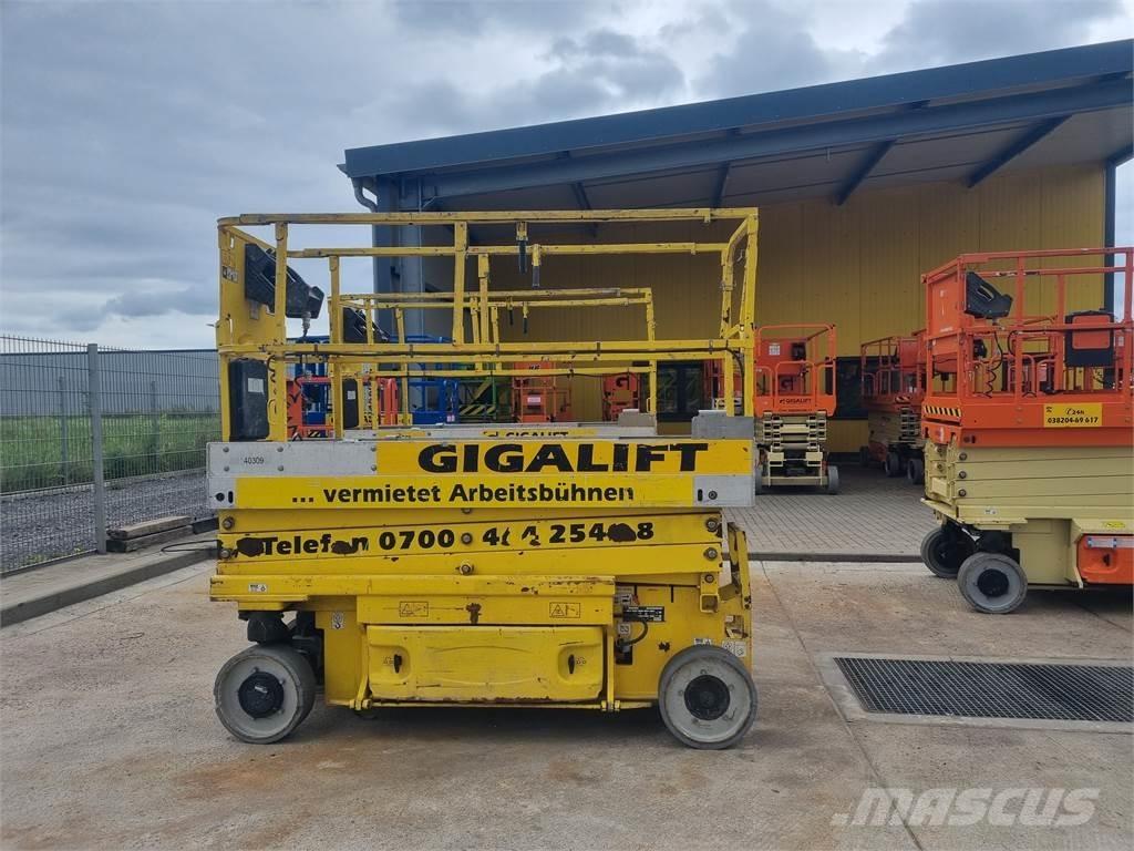 JLG 2030 ES Scissor lifts