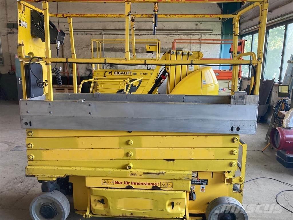 JLG 2630 ES Scissor lifts