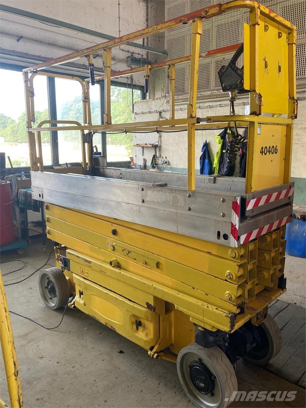 JLG 2630 ES Scissor lifts