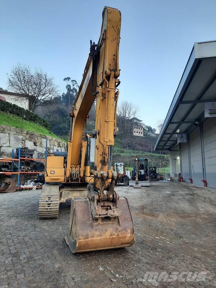 Komatsu PC160LC-8 Crawler excavators