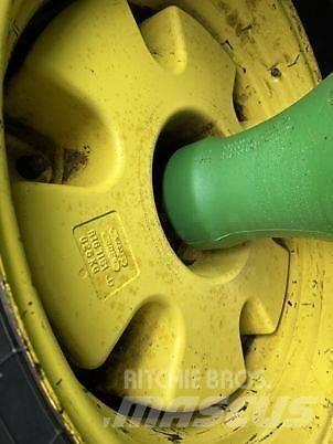 John Deere 7930 Tractors