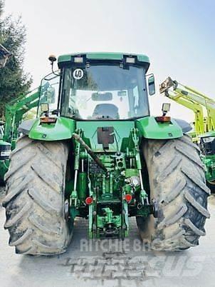 John Deere 8310 Tractors