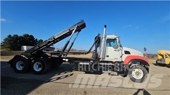 Mack CV713 Other trucks