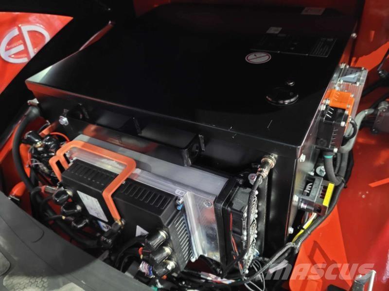 EP EFL253P 460 FC Electric forklift trucks