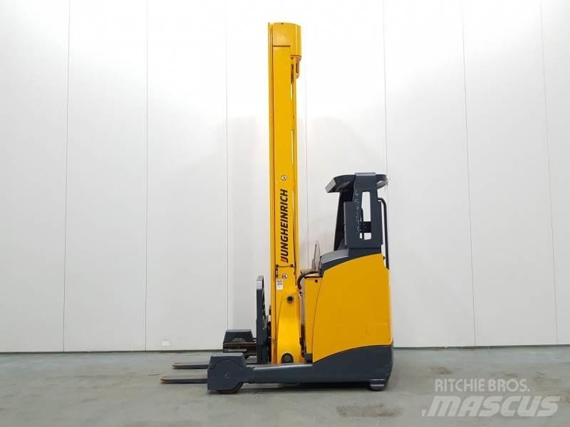 Jungheinrich ETV320 Reach truck