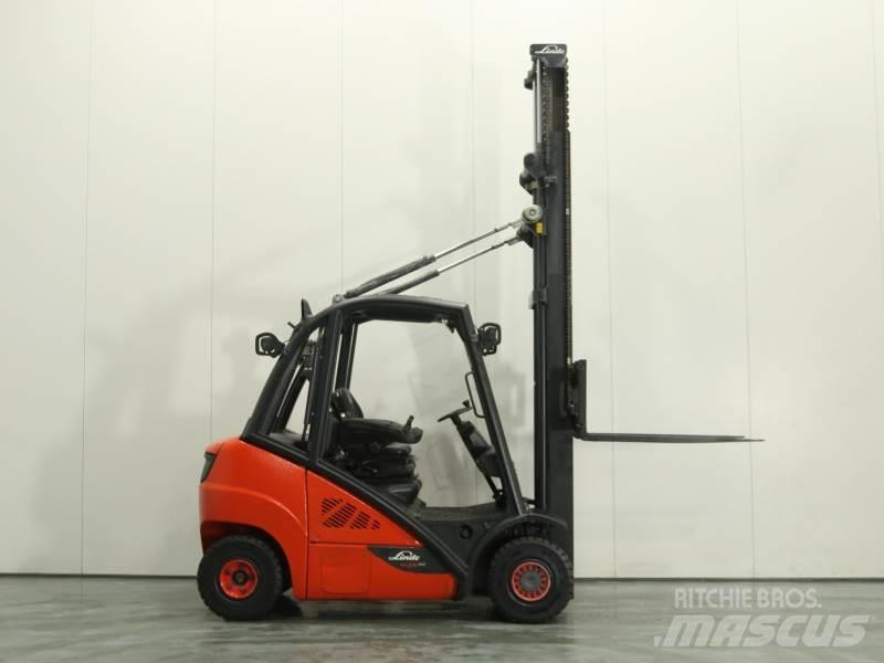 Linde H25D-02 392 Diesel trucks