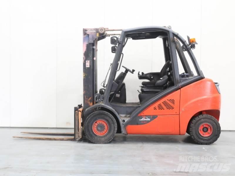 Linde H30D-02 393 Diesel trucks