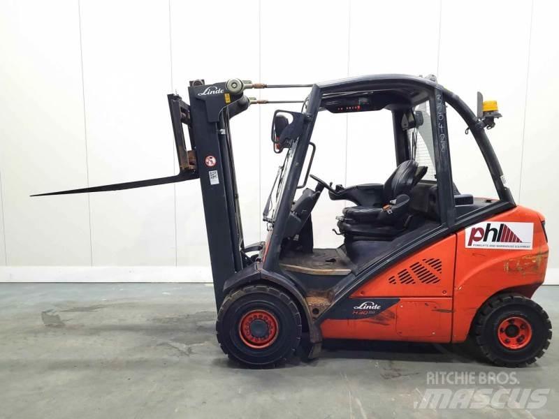 Linde H30D-02 393 Diesel trucks