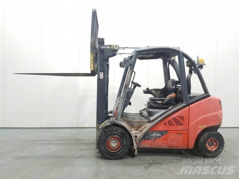 Linde H30D-02 393 Diesel trucks