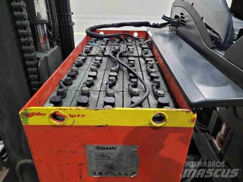 Linde R16SN-12 Reach truck