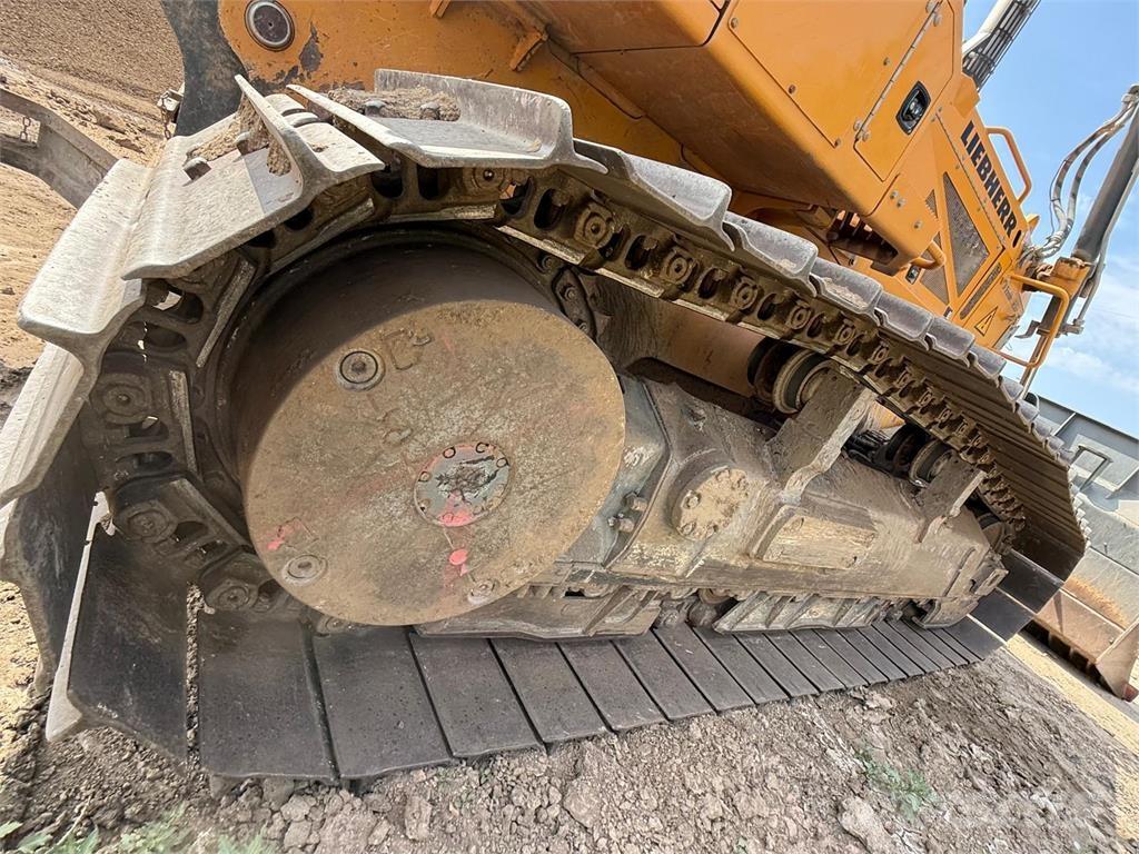 Liebherr PR 736 Crawler dozers