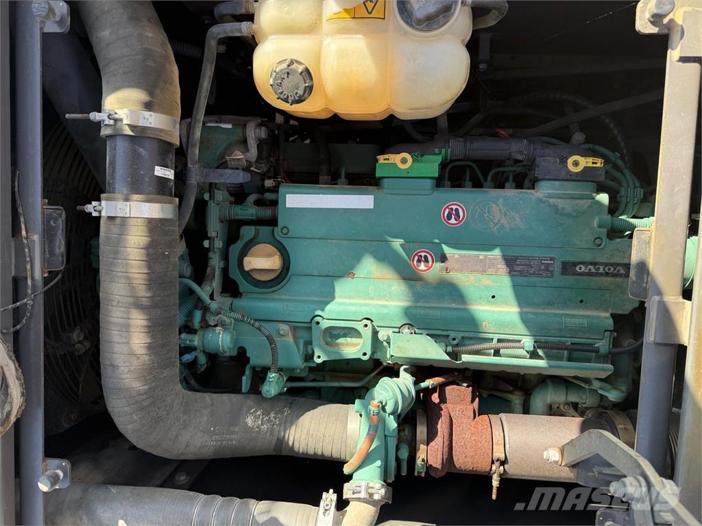 Volvo EC220EL Crawler excavators