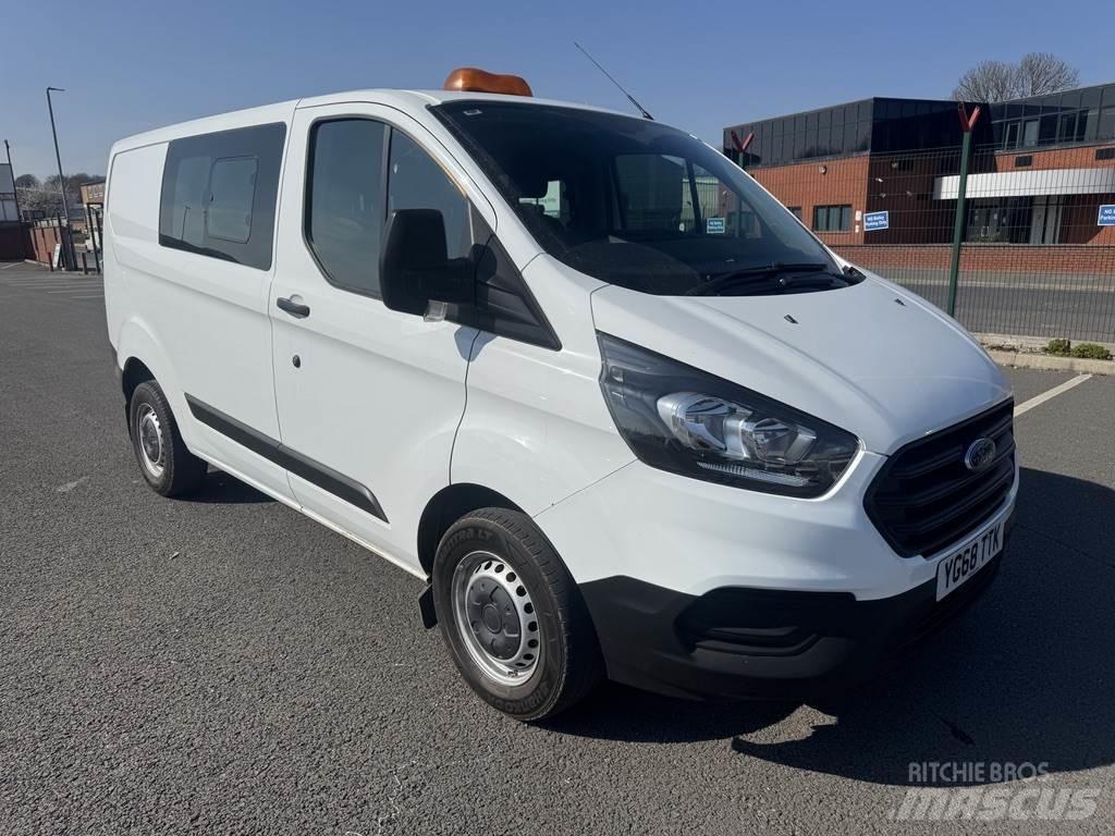 Ford  Mini bus