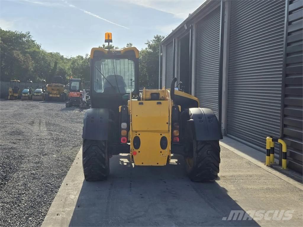 JCB -- Telescopic handlers