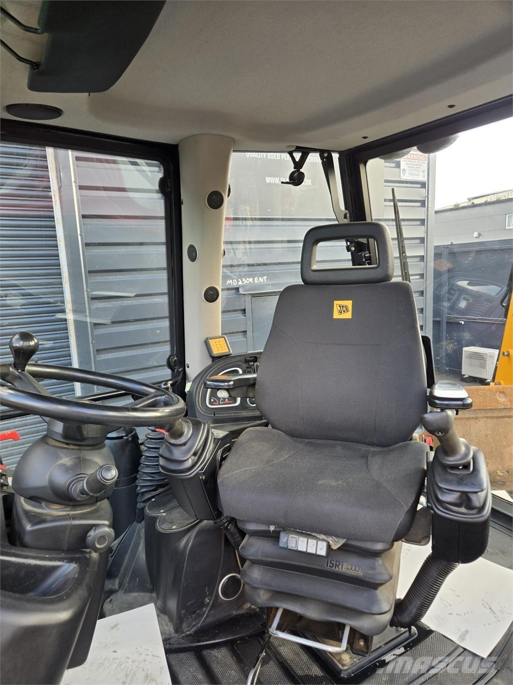 JCB 3CX Backhoe