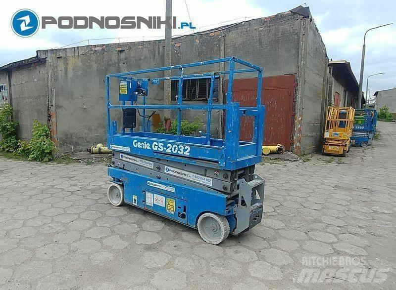 Genie 2032 Scissor lifts