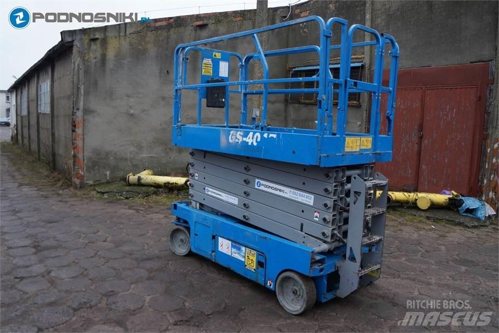 Genie 4047 Scissor lifts