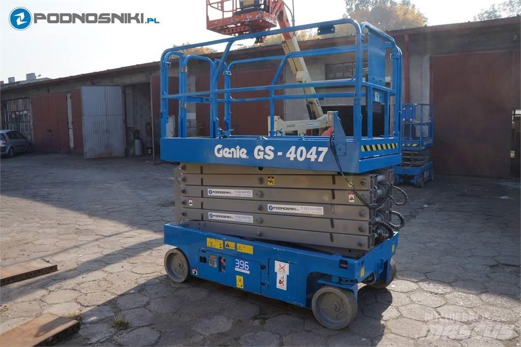 Genie 4047 Scissor lifts