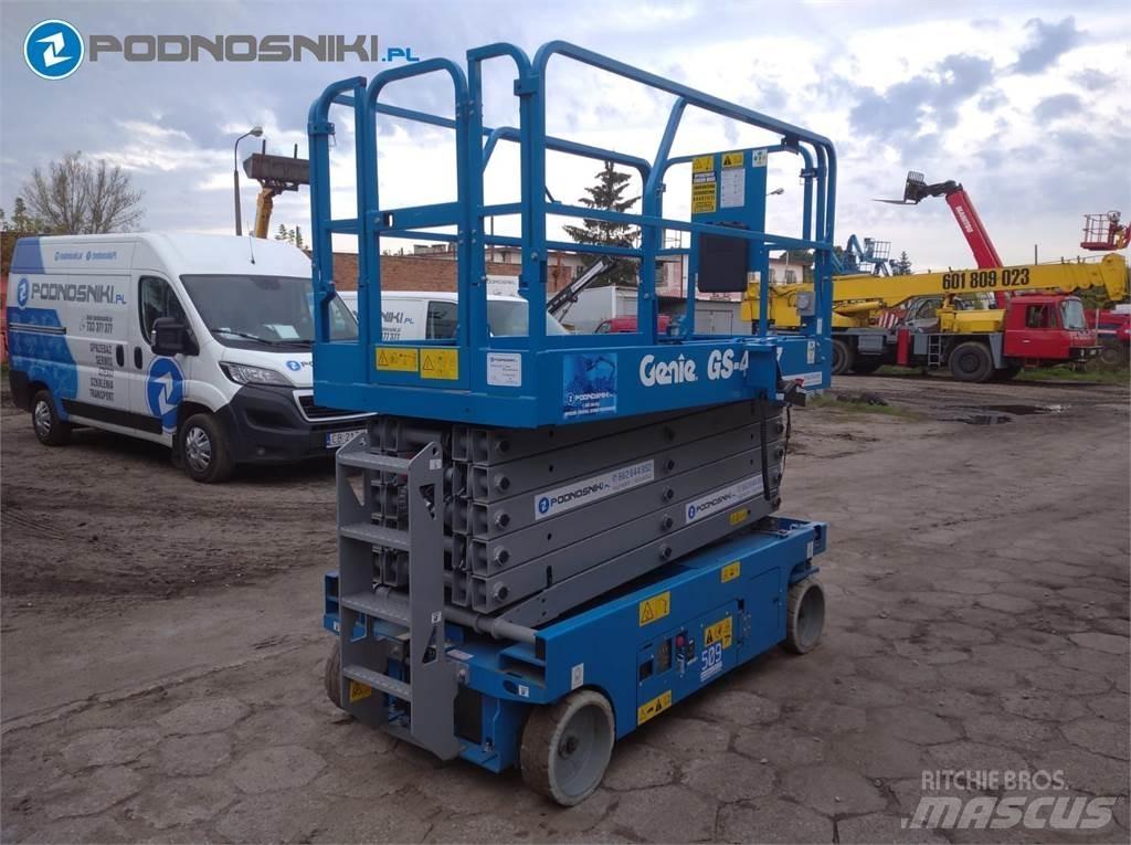 Genie 4047 Scissor lifts