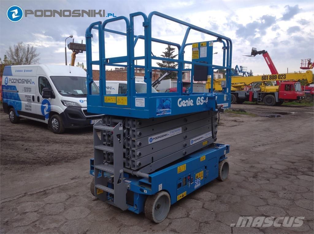 Genie 4047 Scissor lifts