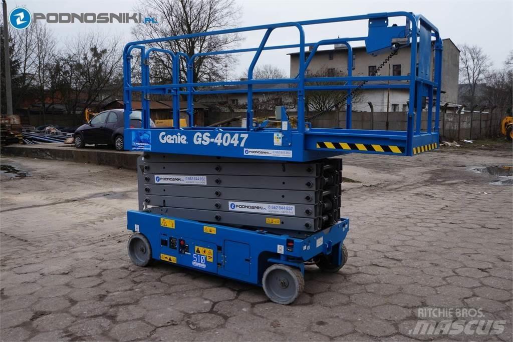 Genie 4047 Scissor lifts