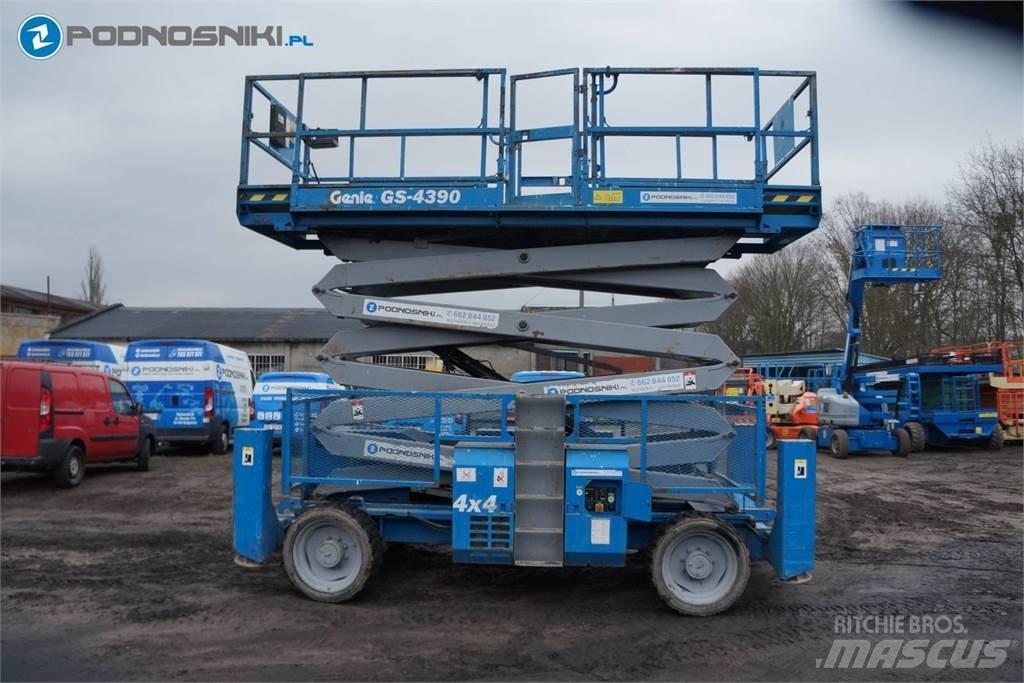 Genie 4390 Scissor lifts