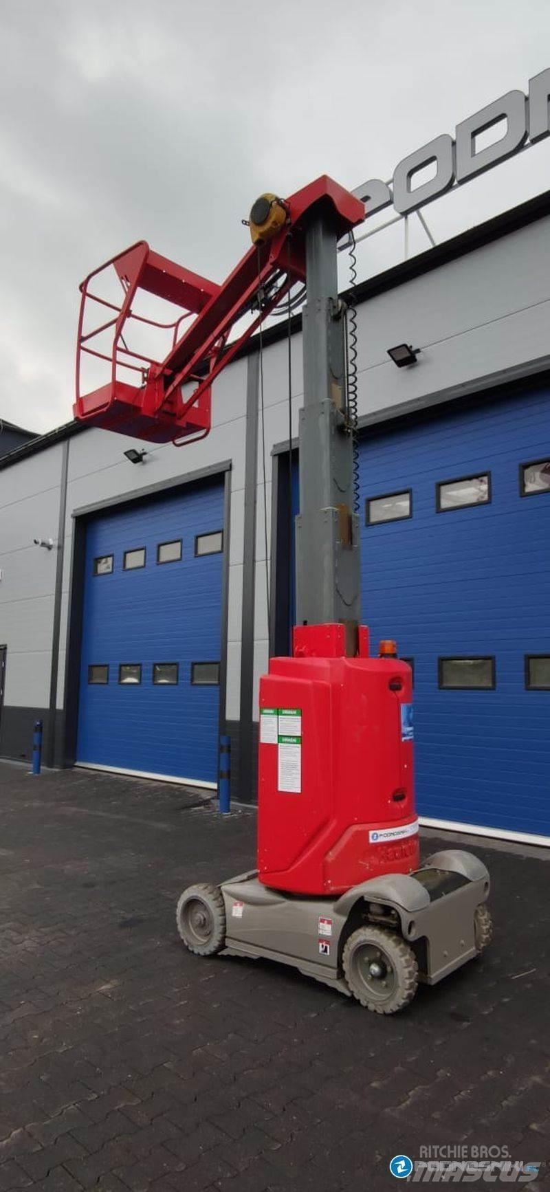 Haulotte Star 10 Used Personnel lifts and access elevators