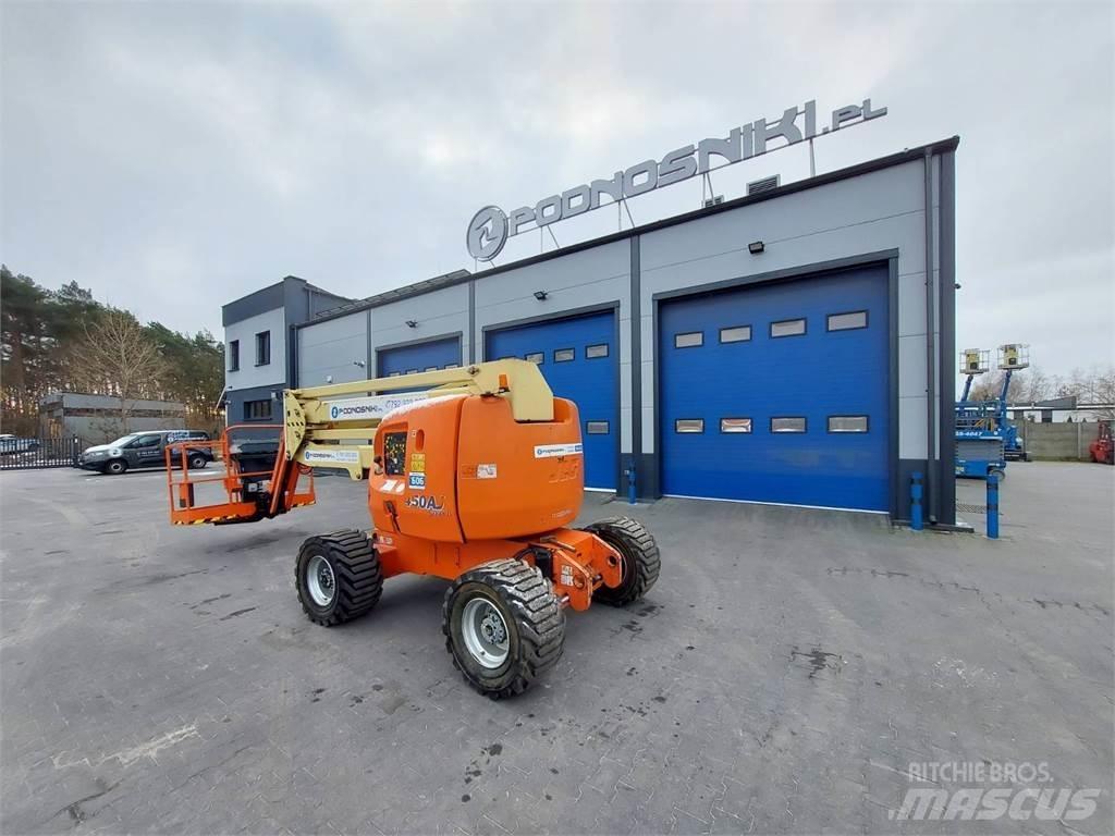 JLG 450AJ Articulated boom lifts