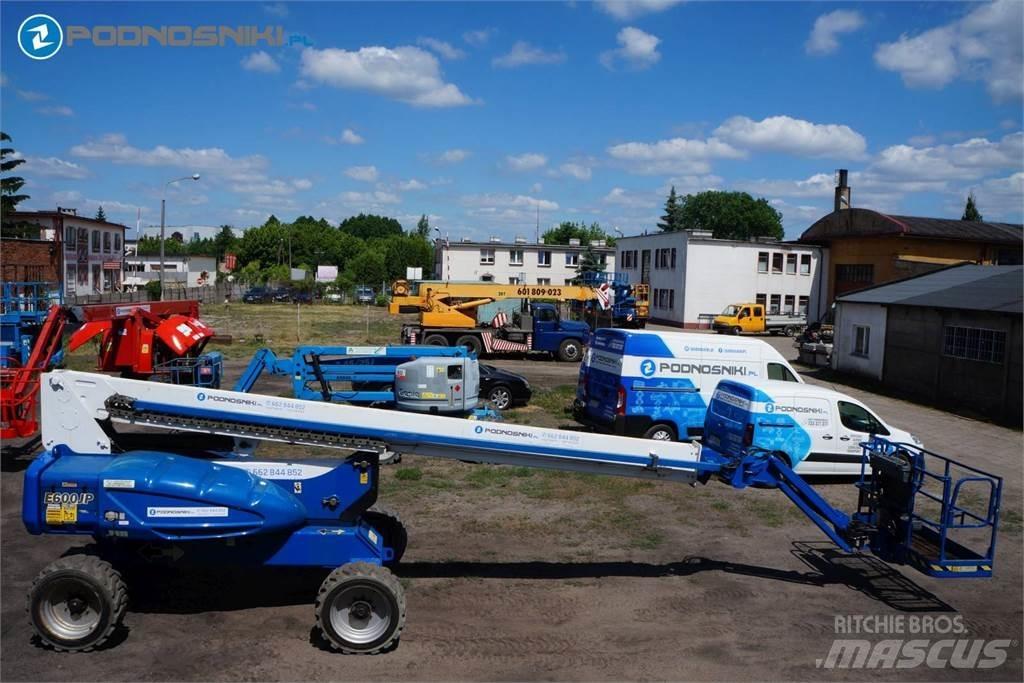 JLG E600JP Articulated boom lifts