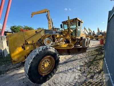 CAT 12H Graders
