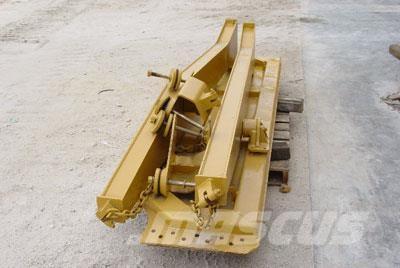 CAT 730 Tailgate Other components