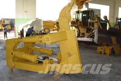 CAT D8T /D8R Ripper, S/S Other components