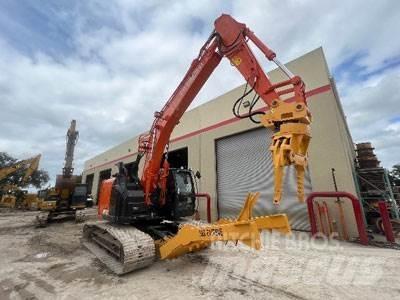 Hitachi ZX225USLC-6 Waste / industry handlers